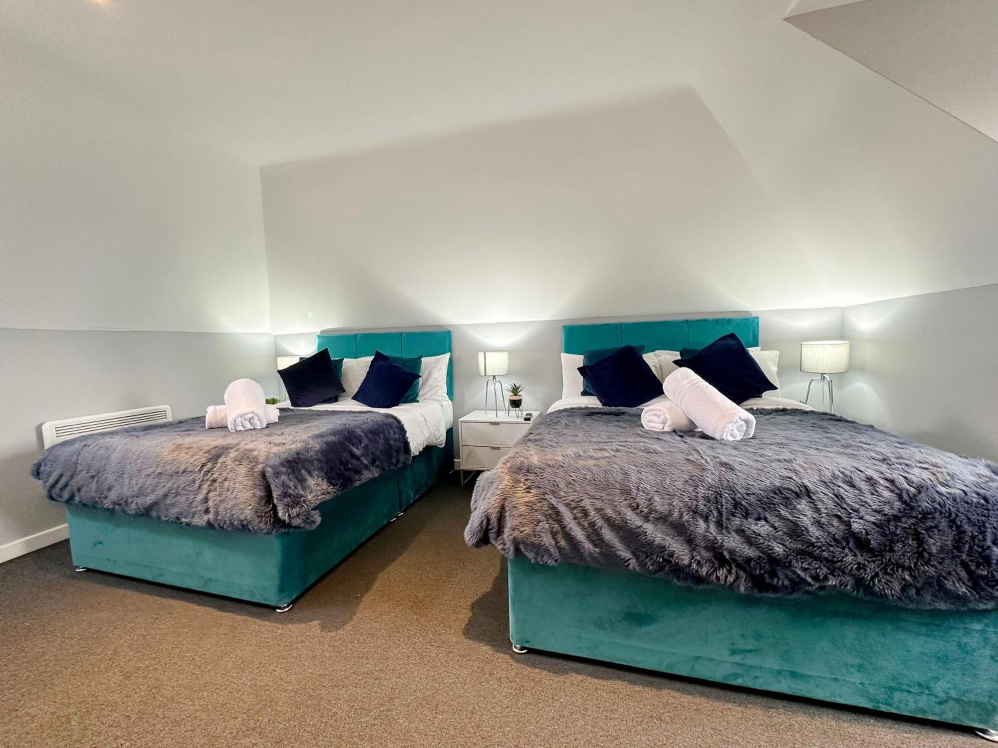 Luxury Boutique Apartments Block Free Street Parking Hounslow Eksteriør billede