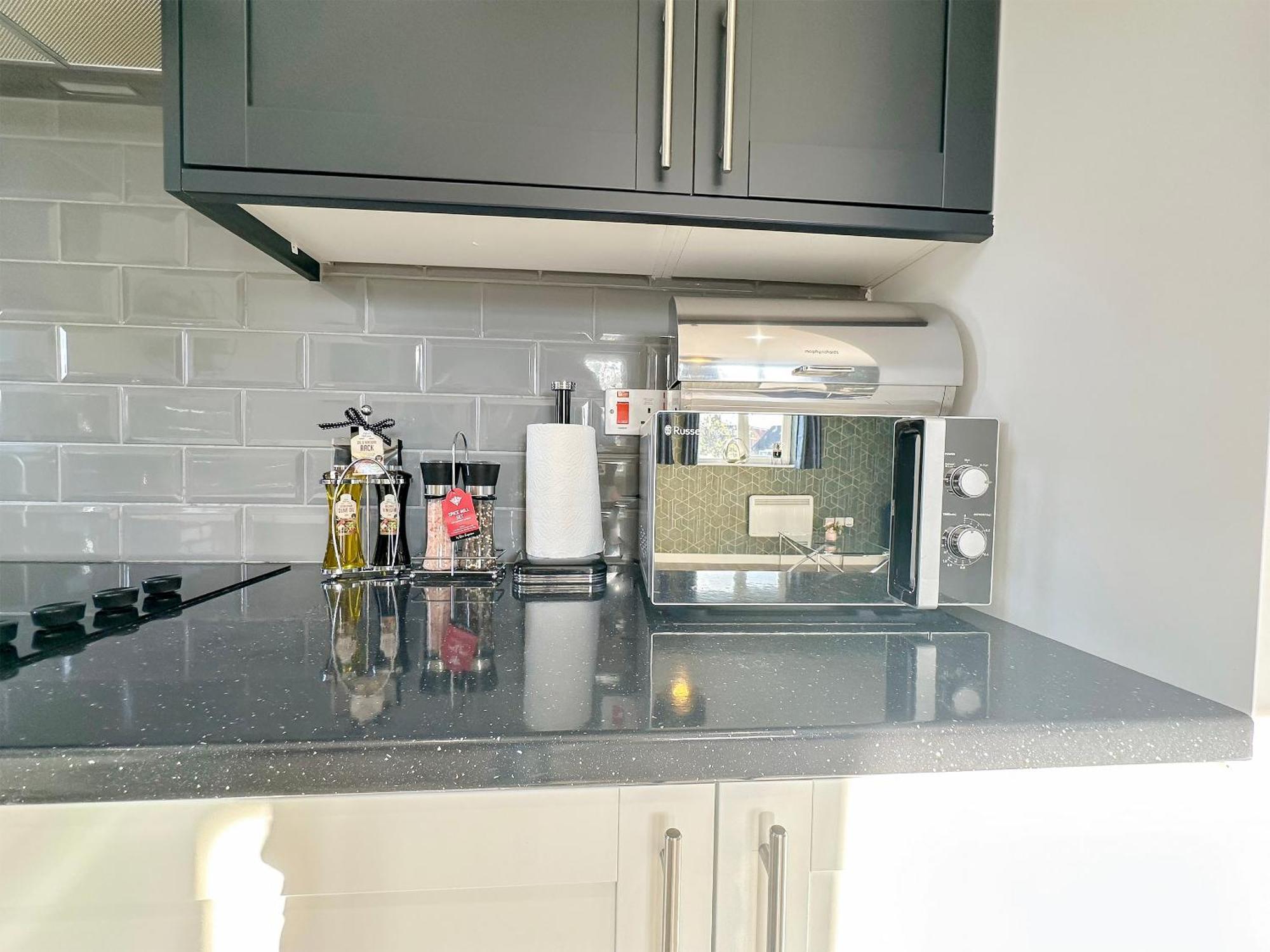 Luxury Boutique Apartments Block Free Street Parking Hounslow Eksteriør billede